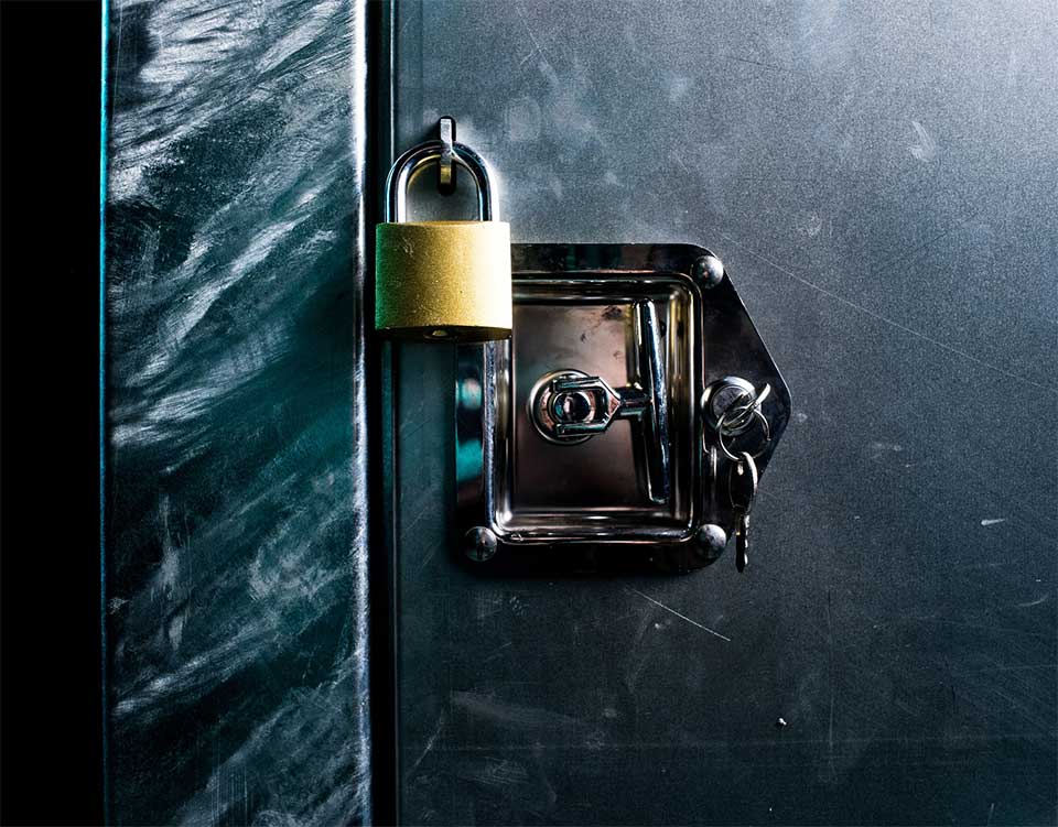 double lock mobile security box premium detail