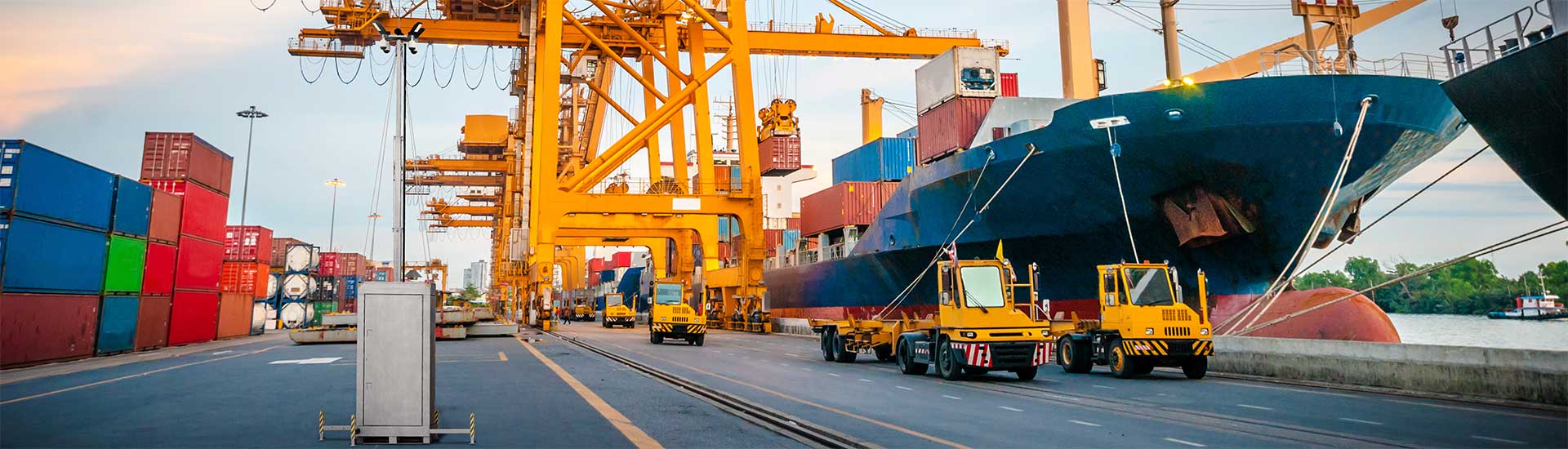 Le cinque tendenze principali nella sicurezza degli hub logistici mondiali tramite torri di sorveglianza mobili